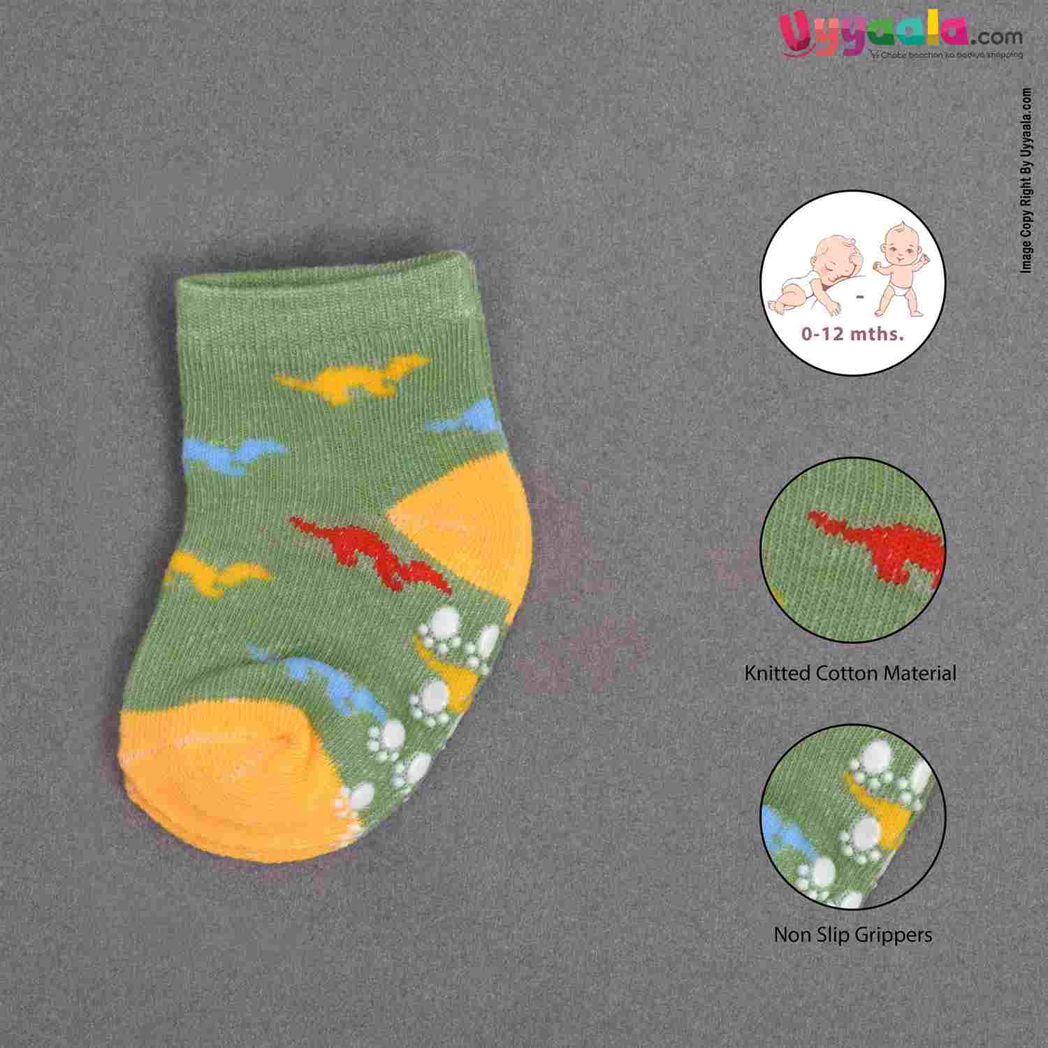 Buy Baby Socks in Soft Cotton Woolen Fabric Online in India at uyyaala.com