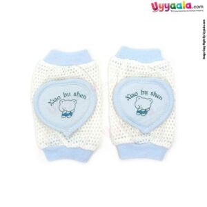 Cotton Stretchable Knee Protection Pads for Crawling Babies with Heart Shape Patch Teddy Bear Print Pack of 1 Pair , 6m-2Y Age - White & Light Blue