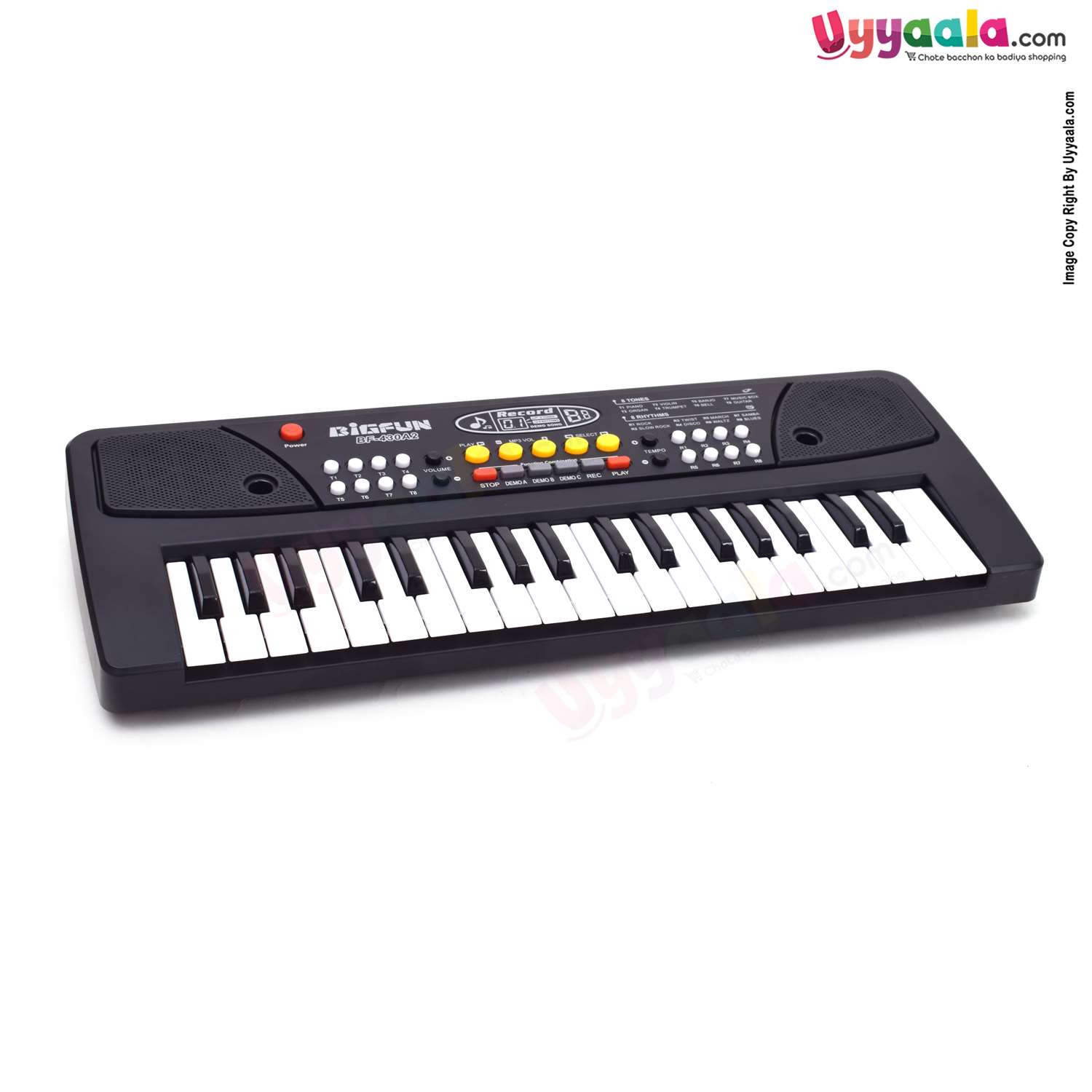 Battery operated electronic keyboard for kids