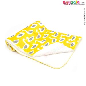 Double Layered Blanket One Side Fur & Other Side Velvet, with Swan Print 0-24m Age, Size(101*76cm) - Yellow