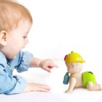 HAPPY BABY Crawling interactive battery operated toy with music & lights for babies-3+Y age