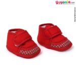 Baby cloth shoes for newborn with checks print