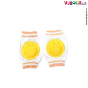 Hosiery Cotton Stretchable Knee Protection Pads for Crawling Babies with Apple Patch Pack of 1 Pair , 6m-2Y Age - White & Yellow