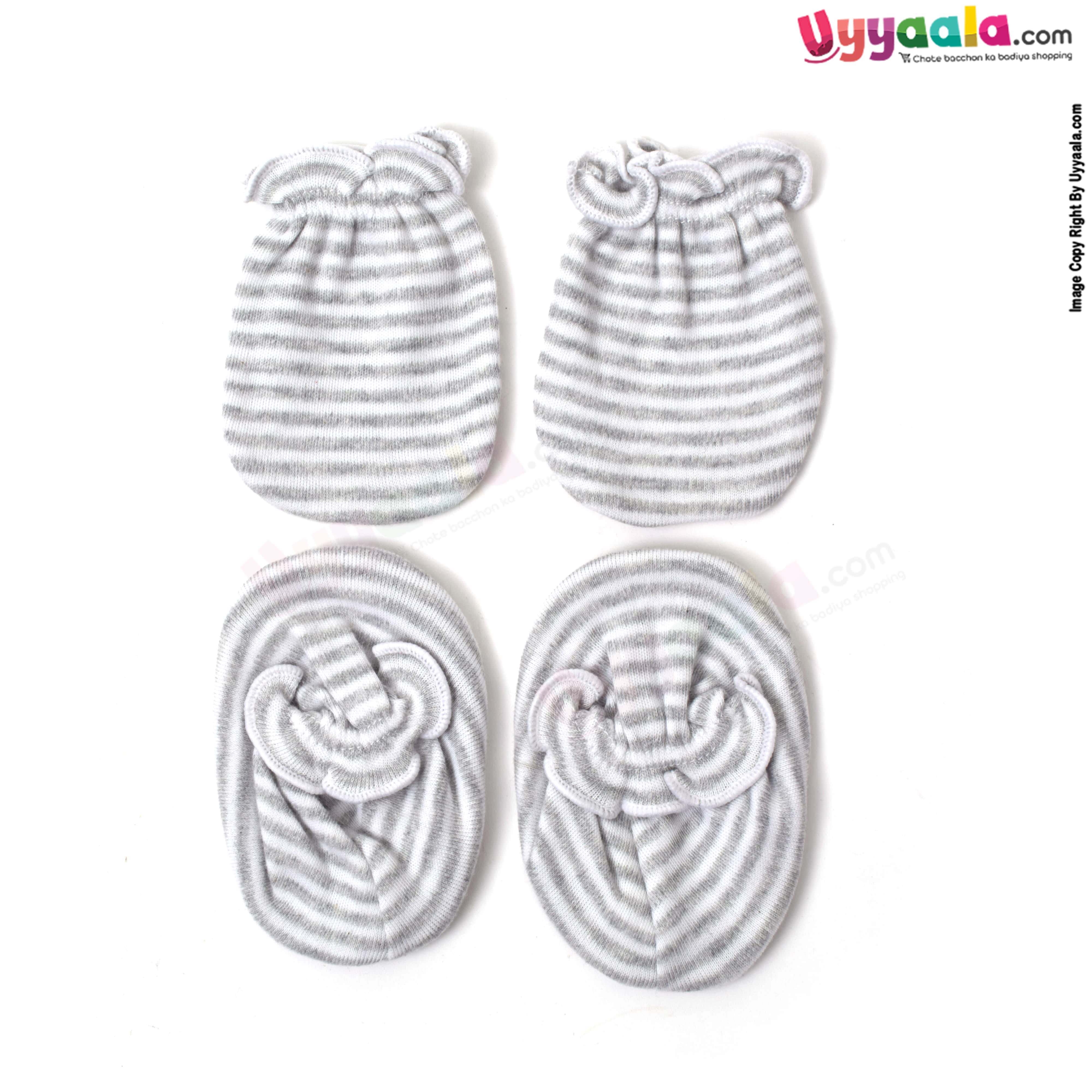 Buy Mittens & Booties Set for New Born Baby - Navy Blue & White (Pack of 4) Online in India at uyyaala.com