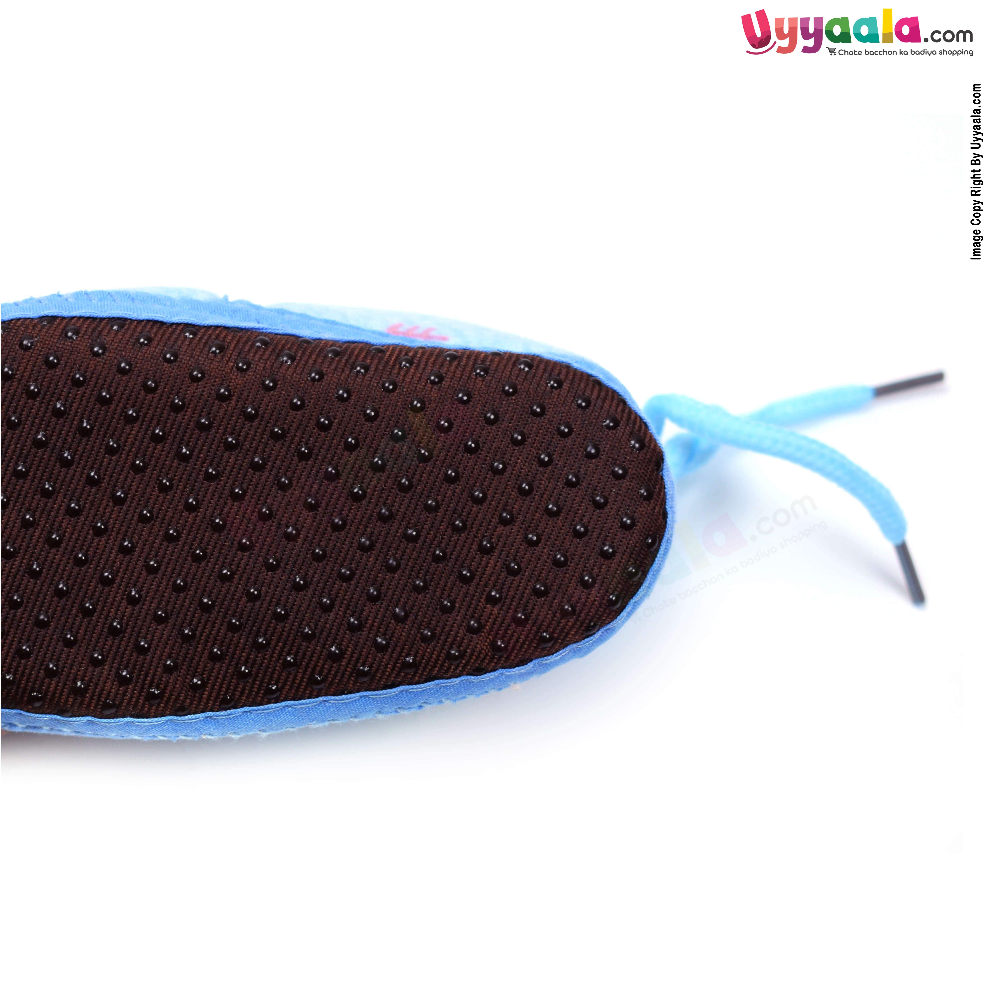 New Born Booties Shoe Model With Star Character 6-12m Age